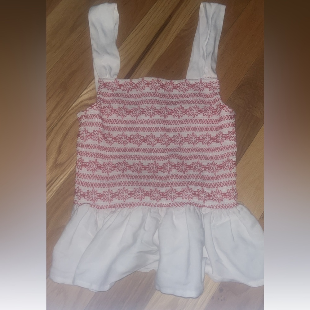Tcec small top red and white